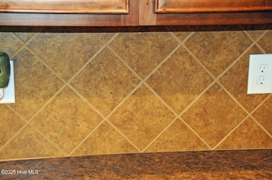 1632 Cambria Dr unit A, Greenville, NC 27834 - photo 5