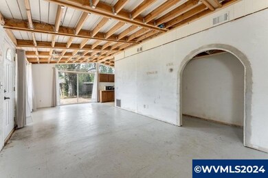 201 E 8th St, Newberg, OR 97132 - photo 6