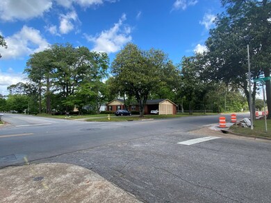 1610 Edgerly Ave, Albany, GA 31707 - photo 6