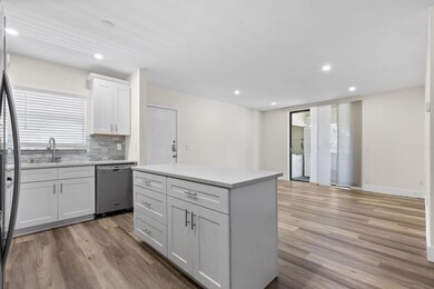 8406 W Sample Rd unit 226, Coral Springs, FL 33065 - photo 2