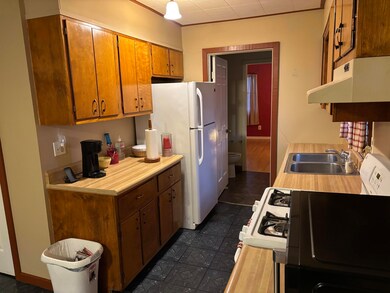 709 Governor Rd, Valparaiso, IN 46385 - photo 7