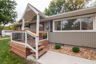 10201 W 56th Terrace, Shawnee, KS 66203 - photo 3