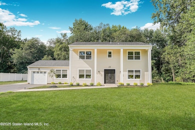 28 Whittier Dr, Manalapan, NJ 07726 - photo 6