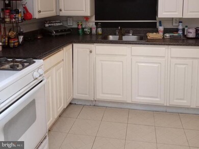 413 S Parrish St, Baltimore, MD 21223 - photo 2