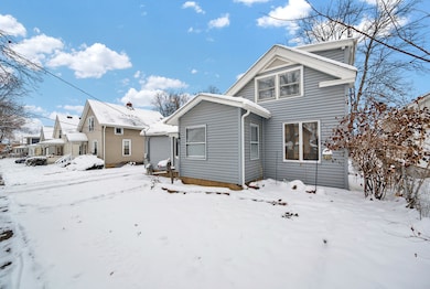 541 Charles St, Aurora, IL 60506 - photo 4