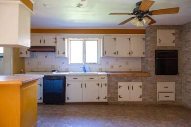 1191 Mount Pleasant Rd, Harrisville, RI 02830 - photo 5