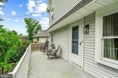 207B Hooton Rd, Mount Laurel, NJ 08054 - photo 5