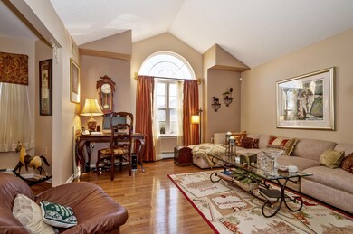 03_2EatonCourt_1_LivingRoom_HiRes