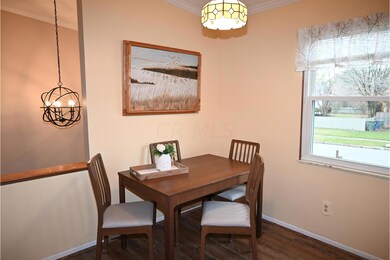 Eat In Kitchen