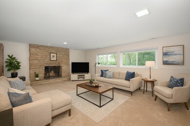 345 Green Valley Dr, Naperville, IL 60540 - photo 7