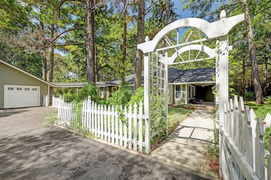 21905 Ernest Cir, Magnolia, TX 77355 - photo 6