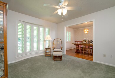 349 Dawn Hill Dr, Friendswood, TX 77546 - photo 3