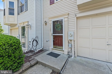 1127 Kelfield Dr, Halethorpe, MD 21227 - photo 4