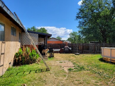 3551 Oasis yard