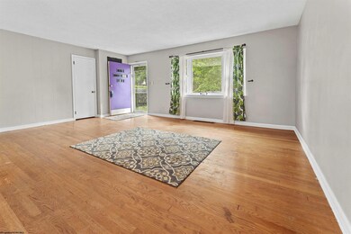 401 Lawnview Dr, Morgantown, WV 26505 - photo 5