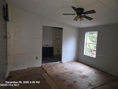 170 McCausley Rd unit 10, Hubert, NC 28539 - photo 4