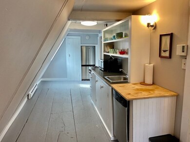 134 Spring St unit 3, Newport, RI 02840 - photo 6