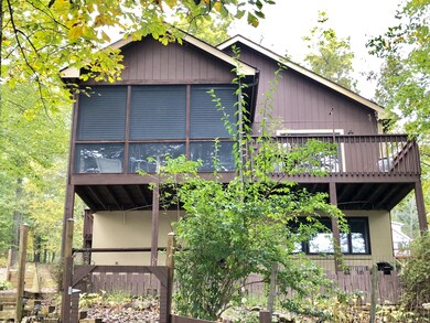 172 N Lake Dr, Dingmans Ferry, PA 18328 - photo 4