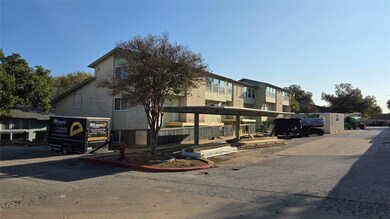 2124 Burton Dr unit 152, Austin, TX 78741 - photo 2