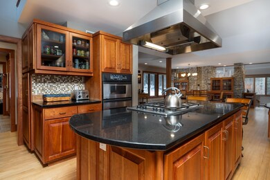 974 S Hill Rd, Ludlow, VT 05149 - photo 4