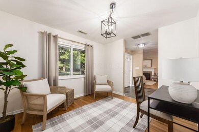 023_cc4f859fe4_M 2715 Lone021