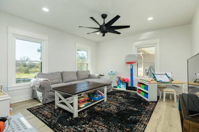 9382 County Road 628, Brazoria, TX 77422 - photo 6