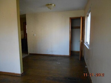 1155 Bernhard Rd, Columbus, OH 43227 - photo 5