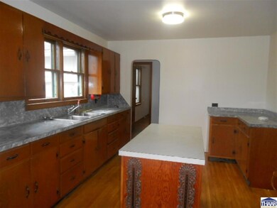 2902 S 4th St, Terre Haute, IN 47802 - photo 5