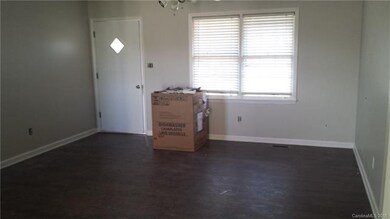 102 Hemingway Ln, Statesville, NC 28625 - photo 2