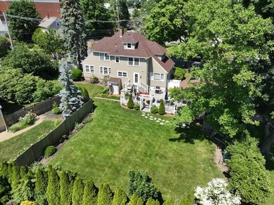 1 Auburndale Rd, Marblehead, MA 01945 - photo 2