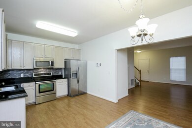 15692 Viewpoint Cir, Dumfries, VA 22025 - photo 7