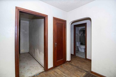 1034 E 19th (4)