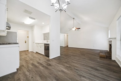 3923 Windmill St, Sugar Land, TX 77479 - photo 6