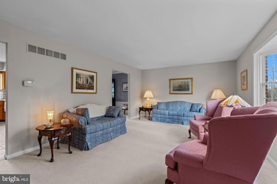 292 Old Mill Dr, Langhorne, PA 19047 - photo 3