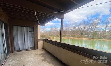 5718 Dockside Dr unit 102, Charlotte, NC 28227 - photo 2