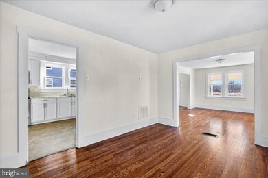 10035 Winchester Ave, Bunker Hill, WV 25413 - photo 4