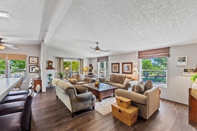 21092 Hackett Ln, Redding, CA 96003 - photo 3