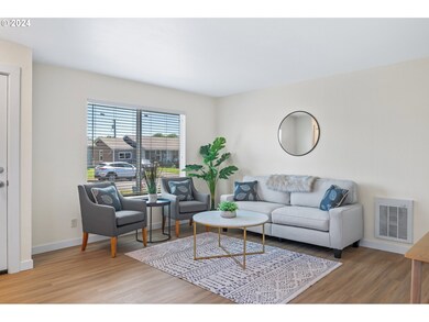 329 29th Ave, Longview, WA 98632 - photo 4