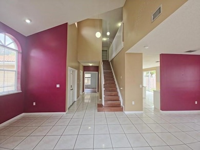 14422 N Royal Cove Cir, Davie, FL 33325 - photo 4