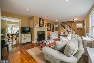 402 Maplewood Ave, Wayne, PA 19087 - photo 5