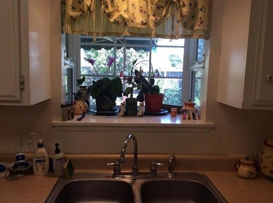 1274 Gardendale Ave, Medford, OR 97504 - photo 6