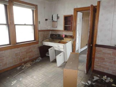 Kitchen Upper unit Kitchen