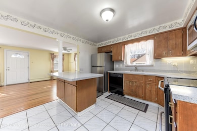 Kitchen 1