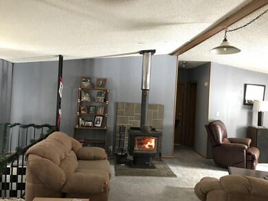 651 Traxler Rd, Dorset, OH 44032 - photo 3