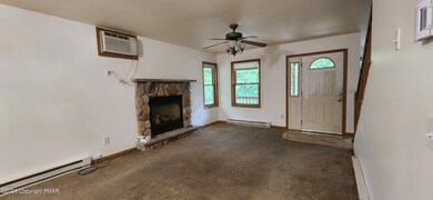 447 Somerset Dr, East Stroudsburg, PA 18301 - photo 6