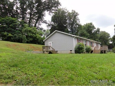 7 Harris Rd, Asheville, NC 28803 - photo 2