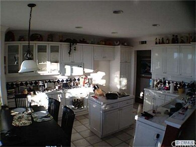 Massive Kitchen