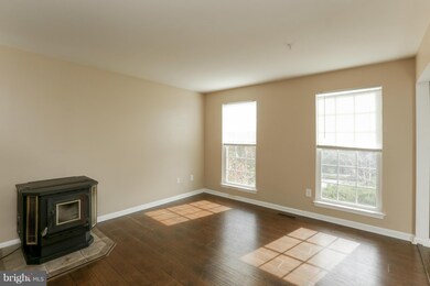 3001 Spindly Dr, Manchester, MD 21102 - photo 3