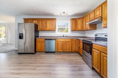 513_links_view20-edit kitchen 2
