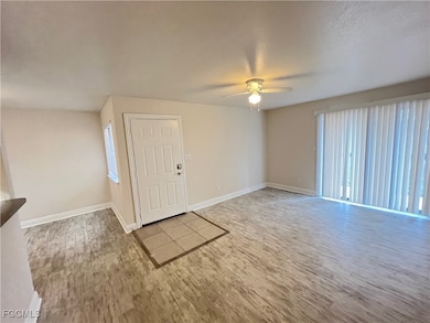 2885 Winkler Ave unit 617, Fort Myers, FL 33916 - photo 5